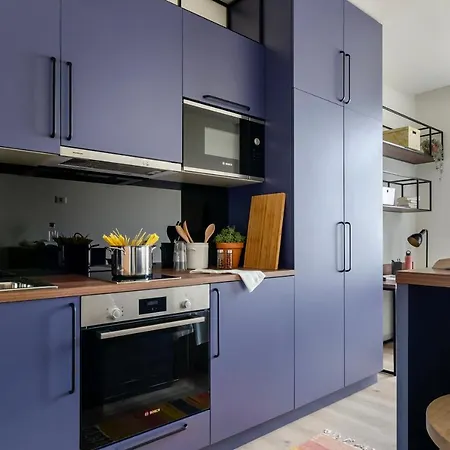 Laude Living מלון דירות 3*