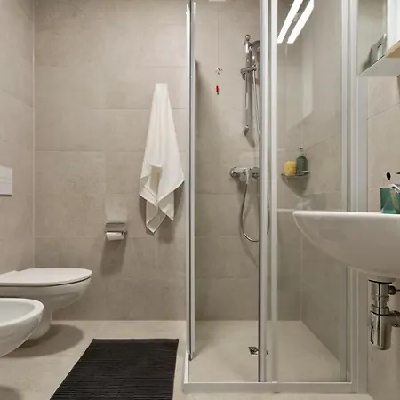 Laude Living 3* בולוניה